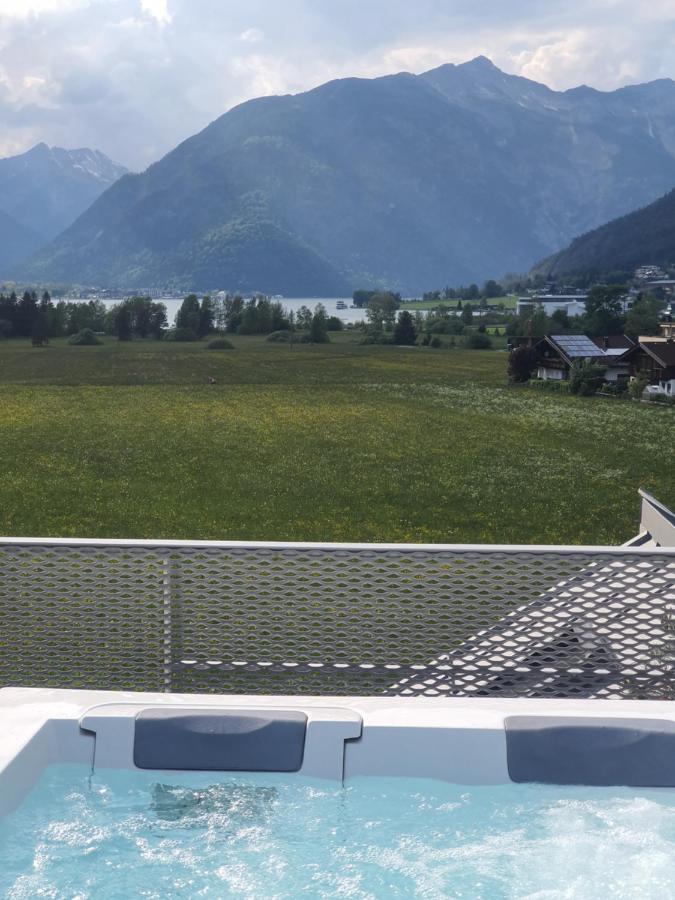 Urban Alpine Penthouse With Lake View Maurach  Exterior photo